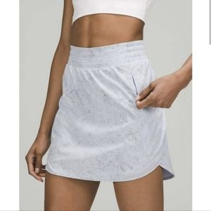 Lululemon Hotty Hot Skirt, Long, Size 8, NWOT